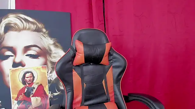 Snapshot of pettergrey1 chatting on March 2025 01:54:01 AM pettergrey1 online show from March 2025 01:54:01 AM