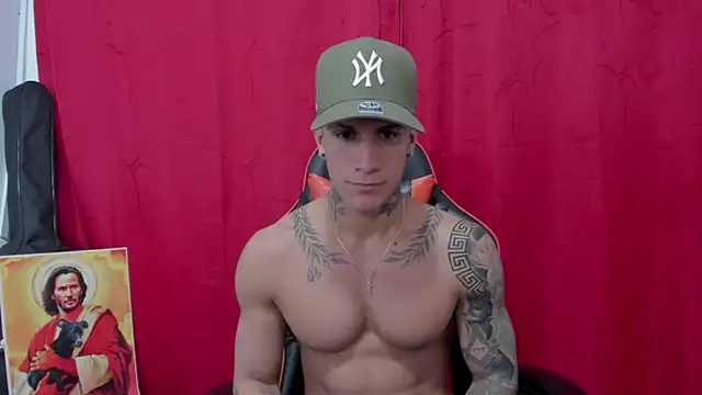 Snapshot of pettergrey1 chatting on March 2025 09:58:02 PM pettergrey1 online show from March 2025 09:58:02 PM