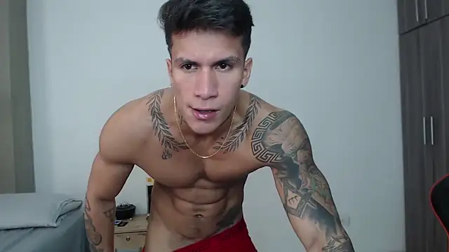 pettergrey1 online show from April 2026 01:41:01 PM