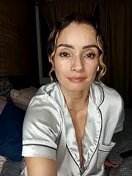 Loly Horny online show from May 2026 02:31:02 AM