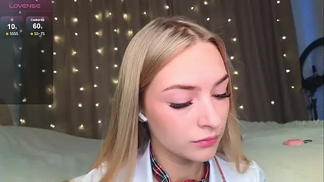 Snapshot of Soft_Eva chatting on January 2025 07:49:01 AM Soft Eva online show from January 2025 07:49:01 AM