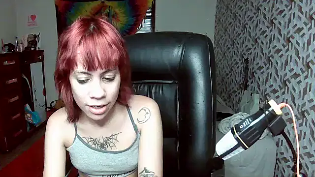 Snapshot of Liv_Alt chatting on February 2026 09:43:01 PM Liv Alt online show from February 2026 09:43:01 PM