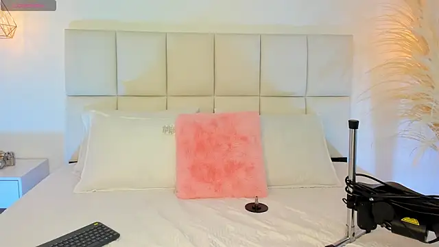 zoe rivers online show from March 2025 07:15:02 PM