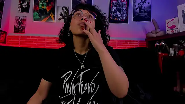 lilith-deveraux online show from September 2025 09:18:01 PM