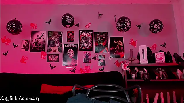 lilith-deveraux online show from November 2025 04:08:02 PM