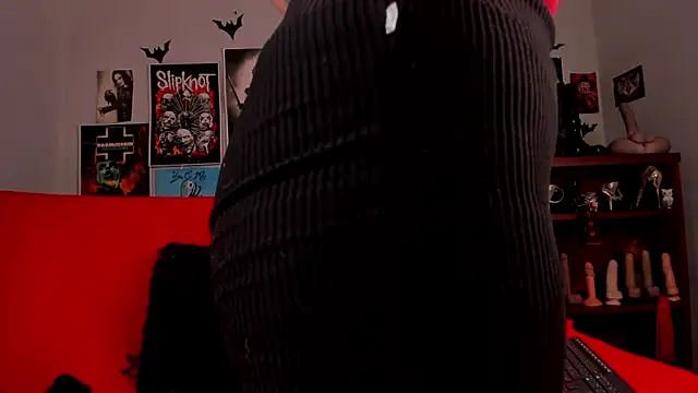 lilith-deveraux online show from May 2026 02:36:02 PM