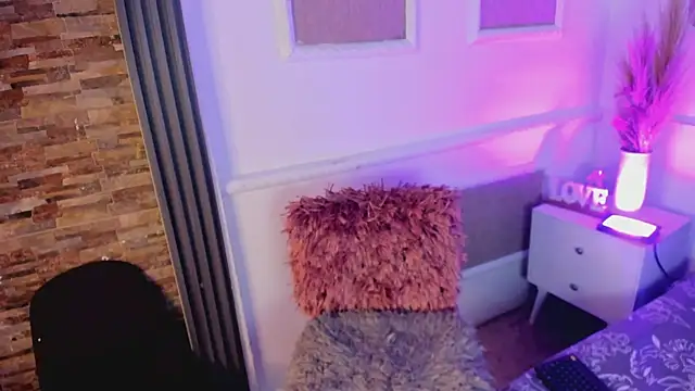 dayanne07 online show from December 2024 07:22:02 AM