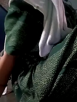 gunjan22 online show from September 2025 07:01:01 AM