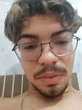 Snapshot of Edwardsky000 chatting on February 2026 08:16:02 PM Edwardsky000 online show from February 2026 08:16:02 PM