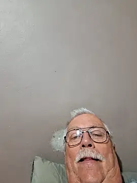 Snapshot of NawtyB1965 chatting on May 2026 04:28:02 AM NawtyB1965 online show from May 2026 04:28:02 AM