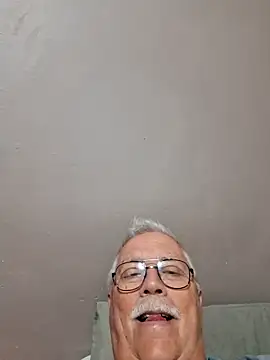Snapshot of NawtyB1965 chatting on June 2026 04:08:01 AM NawtyB1965 online show from June 2026 04:08:01 AM