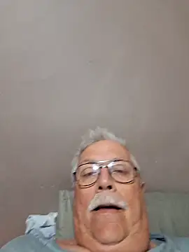 Snapshot of NawtyB1965 chatting on June 2026 04:06:01 AM NawtyB1965 online show from June 2026 04:06:01 AM