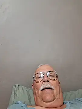 Snapshot of NawtyB1965 chatting on June 2026 04:01:02 AM NawtyB1965 online show from June 2026 04:01:02 AM
