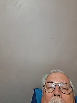 Snapshot of NawtyB1965 chatting on June 2026 04:08:01 AM NawtyB1965 online show from June 2026 04:08:01 AM