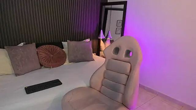 Snapshot of Axel_brunette1 chatting on September 2025 07:39:02 PM Axel brunette1 online show from September 2025 07:39:02 PM