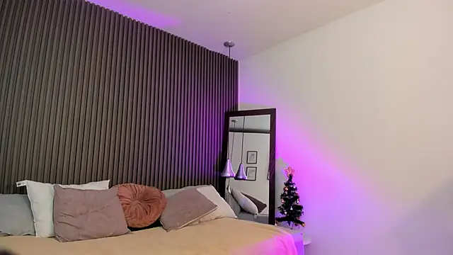 Snapshot of Axel_brunette1 chatting on December 2025 09:44:01 PM Axel brunette1 online show from December 2025 09:44:01 PM