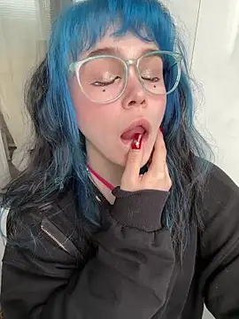 Snapshot of MaddisonHaas chatting on April 2026 01:37:01 PM MaddisonHaas online show from April 2026 01:37:01 PM