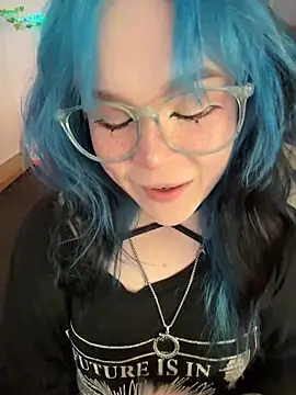 Snapshot of MaddisonHaas chatting on May 2026 01:27:01 PM MaddisonHaas online show from May 2026 01:27:01 PM