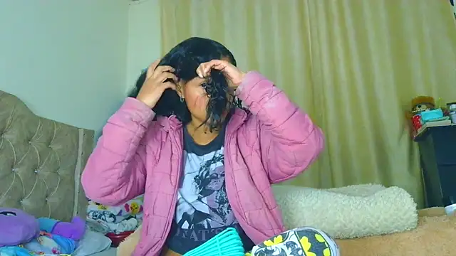 Samary thomas online show from May 2026 11:24:01 PM