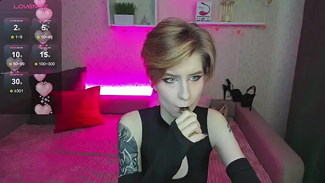 Snapshot of Angel_Jules chatting on December 2024 04:14:01 AM Angel Jules online show from December 2024 04:14:01 AM