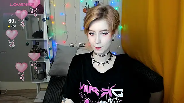 Snapshot of Angel_Jules chatting on December 2024 01:10:02 AM Angel Jules online show from December 2024 01:10:02 AM