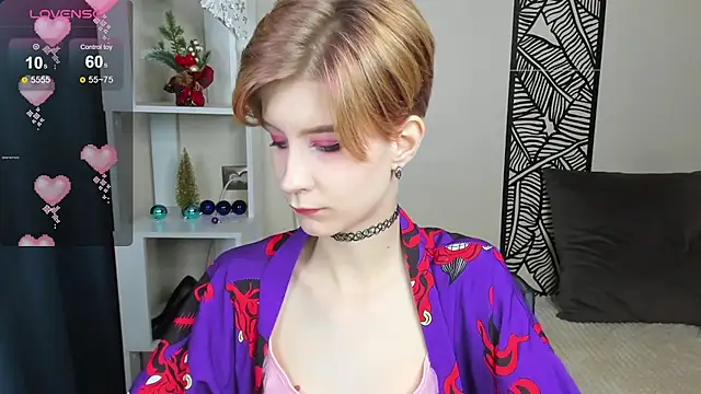 Snapshot of Angel_Jules chatting on December 2024 04:12:02 AM Angel Jules online show from December 2024 04:12:02 AM