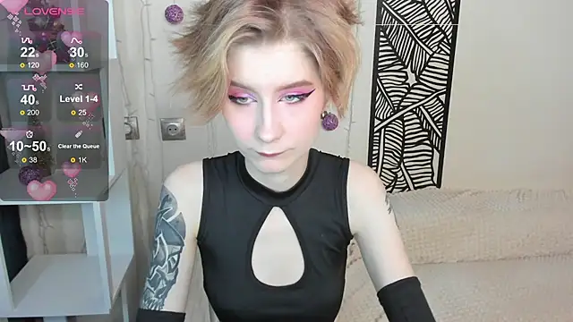 Snapshot of Angel_Jules chatting on January 2025 01:38:02 AM Angel Jules online show from January 2025 01:38:02 AM