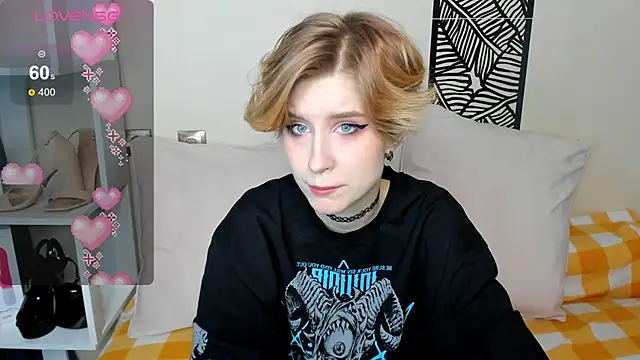 Snapshot of Angel_Jules chatting on January 2025 01:39:02 AM Angel Jules online show from January 2025 01:39:02 AM