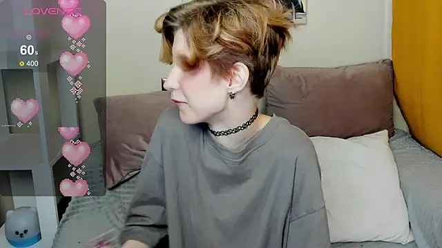 Snapshot of Angel_Jules chatting on January 2025 04:25:01 AM Angel Jules online show from January 2025 04:25:01 AM