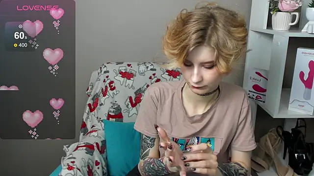 Snapshot of Angel_Jules chatting on February 2025 04:22:01 AM Angel Jules online show from February 2025 04:22:01 AM