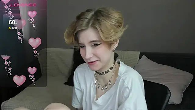 Snapshot of Angel_Jules chatting on February 2025 04:07:01 AM Angel Jules online show from February 2025 04:07:01 AM