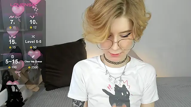 Snapshot of Angel_Jules chatting on February 2025 04:03:02 AM Angel Jules online show from February 2025 04:03:02 AM