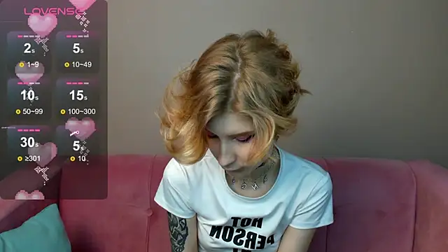 Snapshot of Angel_Jules chatting on March 2025 04:02:02 AM Angel Jules online show from March 2025 04:02:02 AM