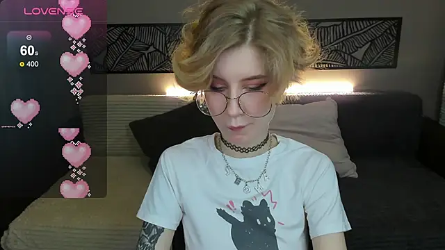 Snapshot of Angel_Jules chatting on March 2025 12:51:01 AM Angel Jules online show from March 2025 12:51:01 AM