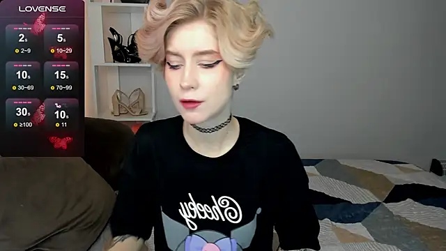 Snapshot of Angel_Jules chatting on September 2025 12:43:01 AM Angel Jules online show from September 2025 12:43:01 AM