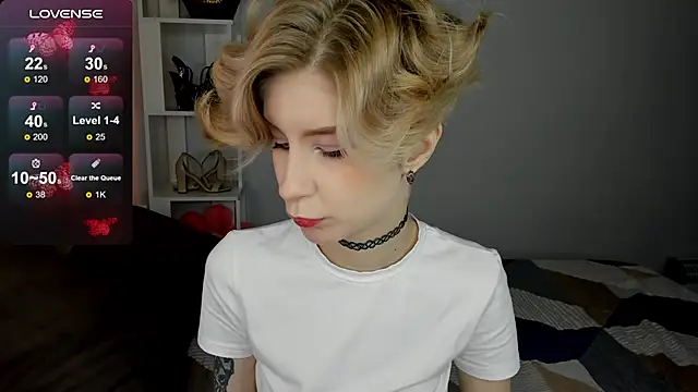 Snapshot of Angel_Jules chatting on September 2025 12:34:01 AM Angel Jules online show from September 2025 12:34:01 AM