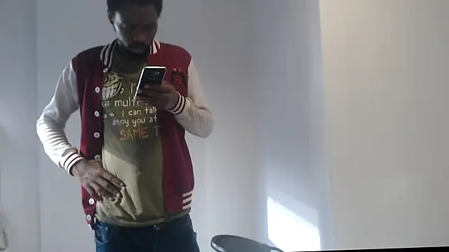 Snapshot of Mastertopdome chatting on January 2025 08:42:01 PM Mastertopdome online show from January 2025 08:42:01 PM