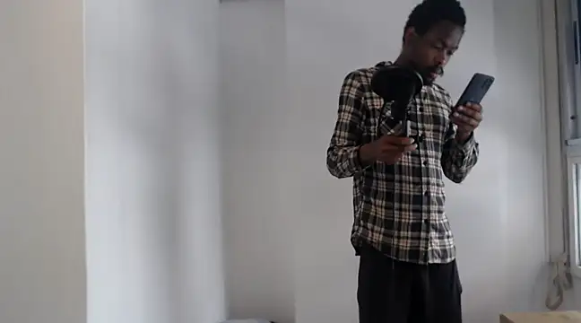 Snapshot of Mastertopdome chatting on February 2025 05:12:01 PM Mastertopdome online show from February 2025 05:12:01 PM