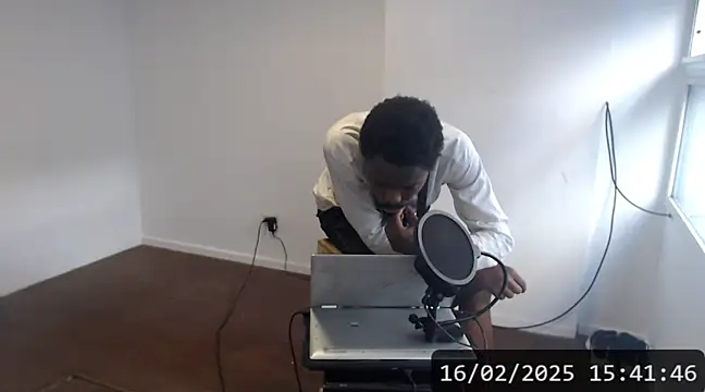 Snapshot of Mastertopdome chatting on February 2025 06:43:02 PM Mastertopdome online show from February 2025 06:43:02 PM