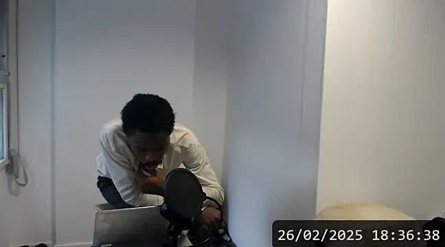 Snapshot of Mastertopdome chatting on February 2025 09:37:02 PM Mastertopdome online show from February 2025 09:37:02 PM