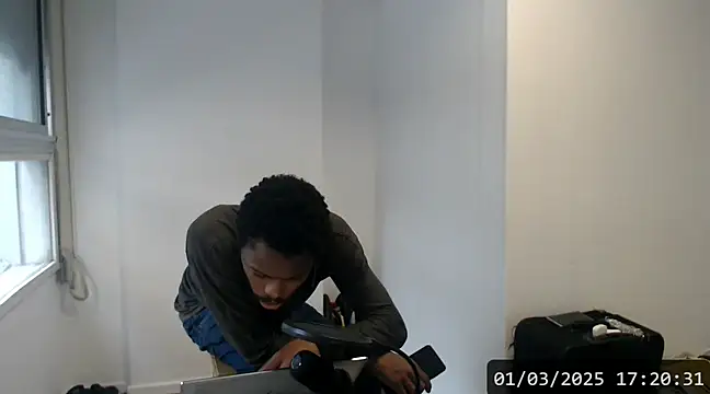 Snapshot of Mastertopdome chatting on March 2025 08:21:02 PM Mastertopdome online show from March 2025 08:21:02 PM