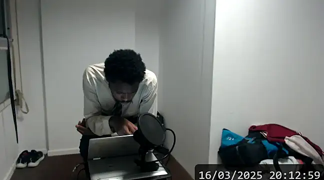 Snapshot of Mastertopdome chatting on March 2025 11:14:02 PM Mastertopdome online show from March 2025 11:14:02 PM