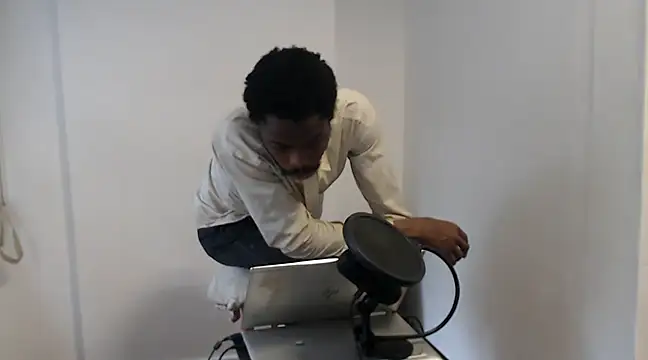 Snapshot of Mastertopdome chatting on March 2025 06:03:02 PM Mastertopdome online show from March 2025 06:03:02 PM