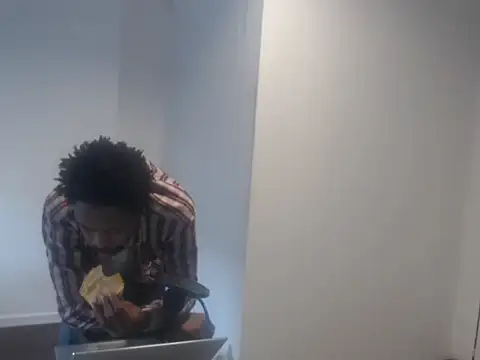 Snapshot of Mastertopdome chatting on October 2025 01:45:01 PM Mastertopdome online show from October 2025 01:45:01 PM