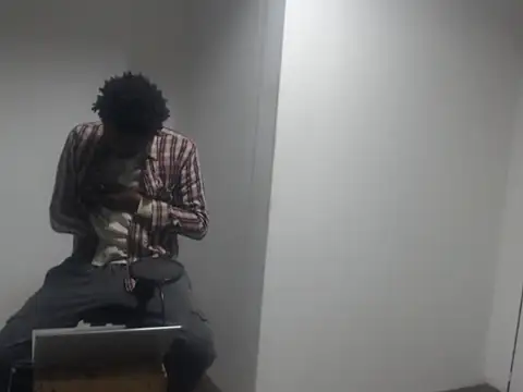 Snapshot of Mastertopdome chatting on October 2025 11:38:01 PM Mastertopdome online show from October 2025 11:38:01 PM