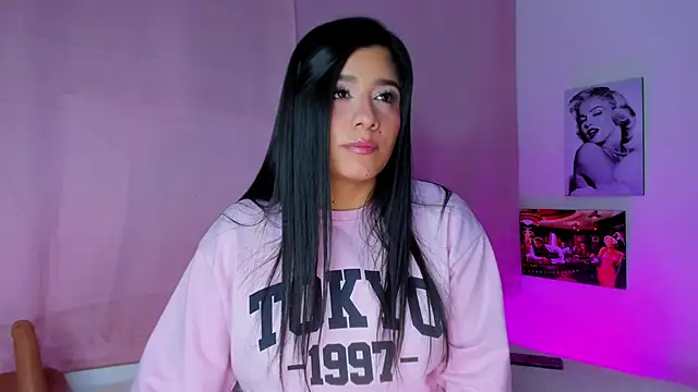 tellmebri online show from February 2026 11:28:01 PM