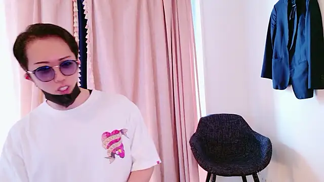 xxx men online show from April 2026 01:12:01 AM