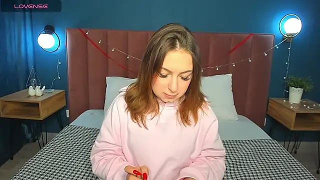 KetrinWhite online show from February 2025 01:10:01 AM