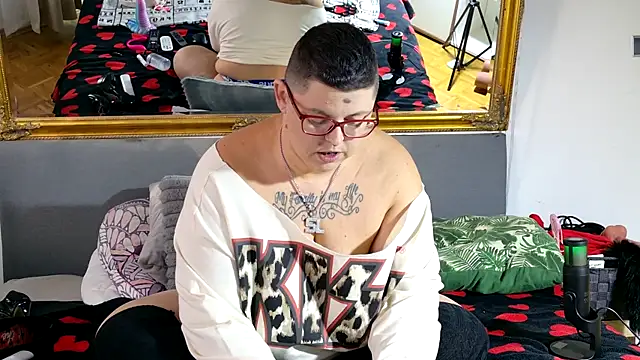 Snapshot of SunshineLexi chatting on November 2025 02:05:02 PM SunshineLexi online show from November 2025 02:05:02 PM