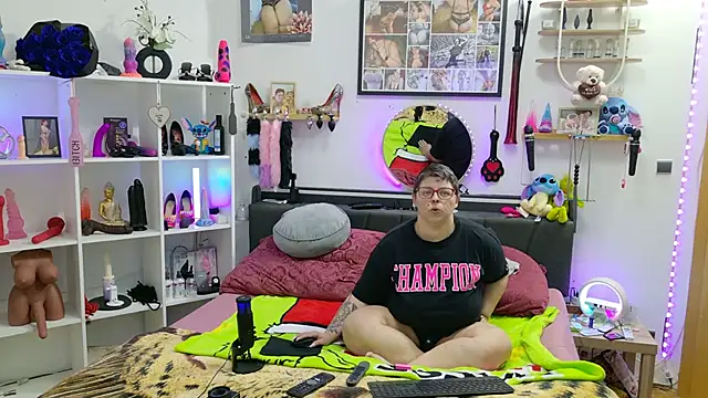 Snapshot of SunshineLexi chatting on January 2026 07:11:02 AM SunshineLexi online show from January 2026 07:11:02 AM